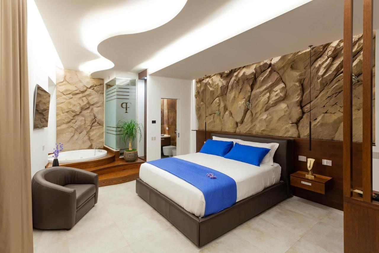 Palazzo Ferrucci Luxury Suites Каляри Екстериор снимка