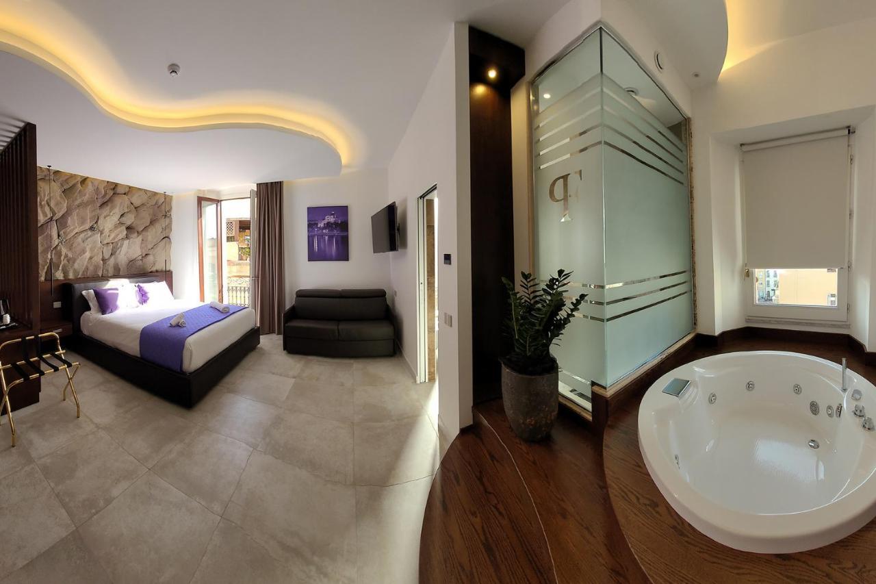 Palazzo Ferrucci Luxury Suites Каляри Екстериор снимка
